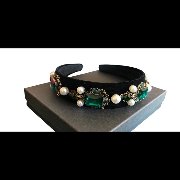 Dolce style headband. Perfect for the holidays or special day! main image 6